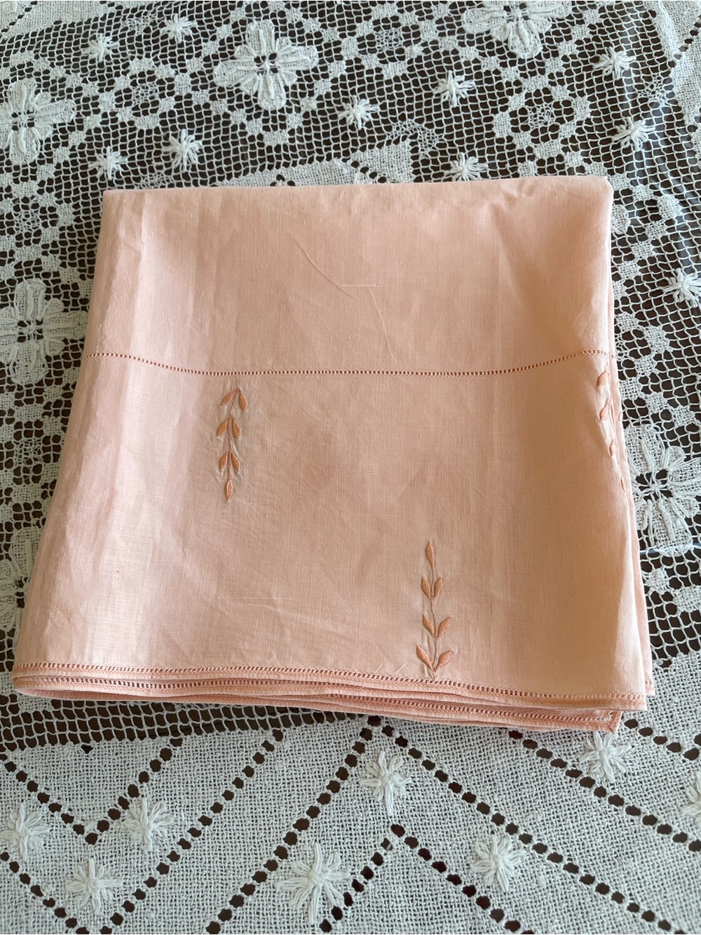 Vintage Mid Century Embroidered Leaf  Peach Linen Cotton Tablecloth - 44x44 in - Picture 4 of 10